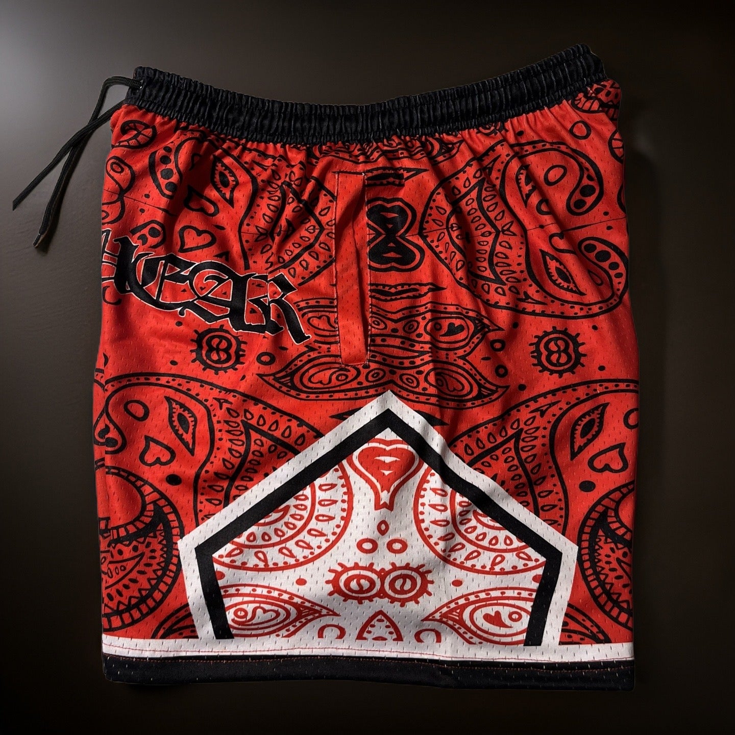 Paisley design - Chicago Bulls color way