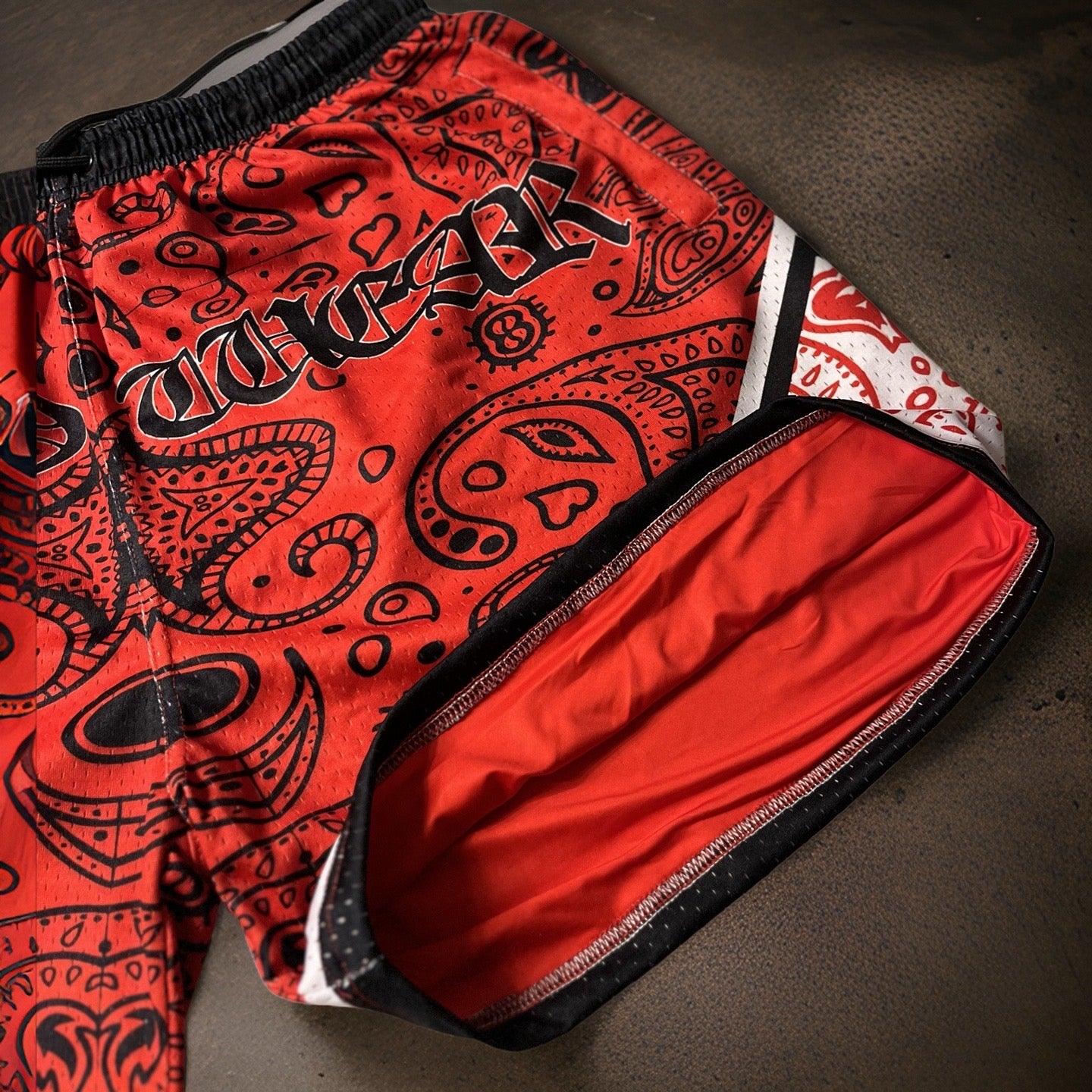 Paisley design - Chicago Bulls color way