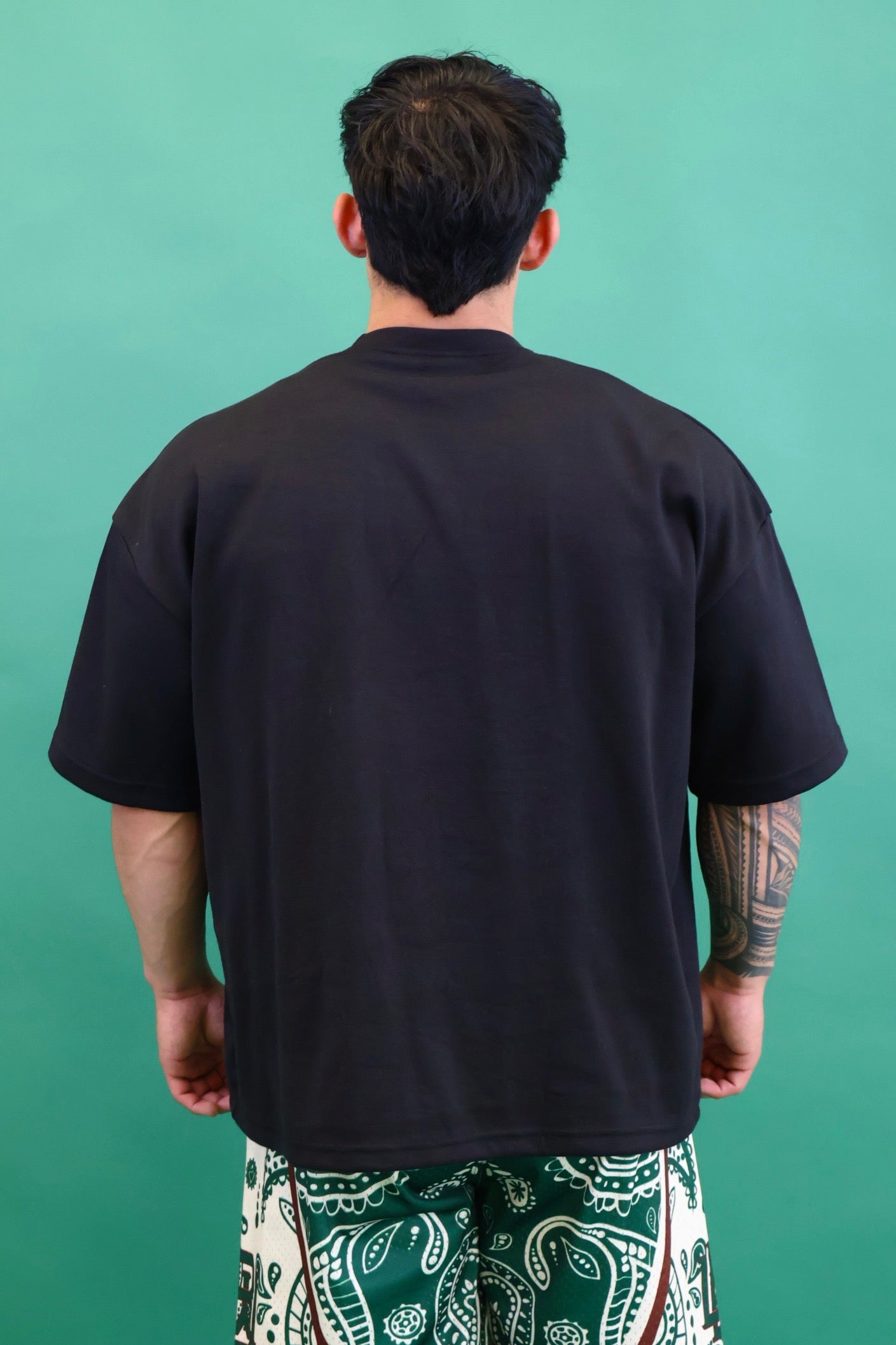 Oversized Black Shirt - Box fit